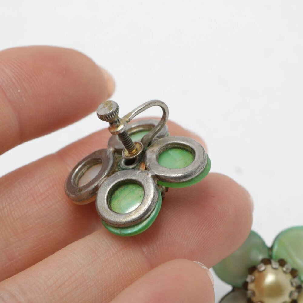 Vintage Flower Abalone Shell Earrings Screw Back iridescent Retro Faux Pearl - Picture 5 of 7